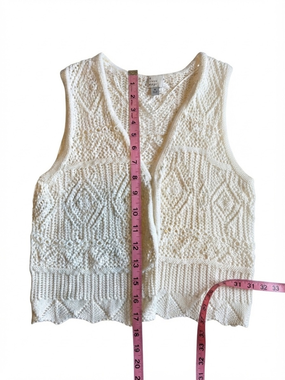 A New Day Cream Open Knit Sweater Vest – Size Medium 🧶🤍 - Picture 10 of 11
